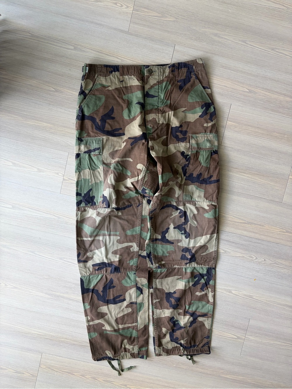 CAMO PRINT CARGO PANTS